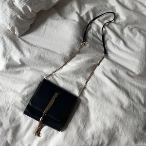 Small black purse for on the go!